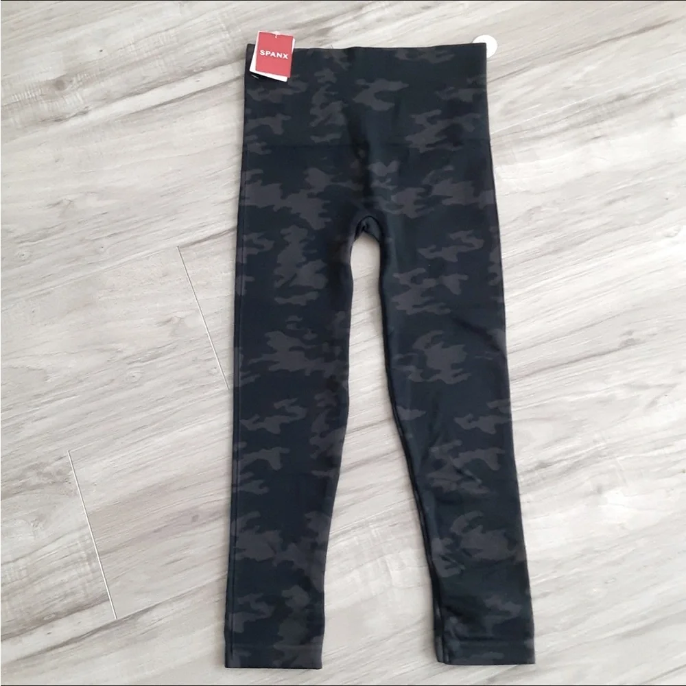 SPANX Camo Women Leggings ( M ) - Picture 7 of 7
